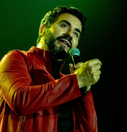 [Fábio de Melo e outros três padres vão receber R$ 1,6 milhão por shows no São João da Bahia]