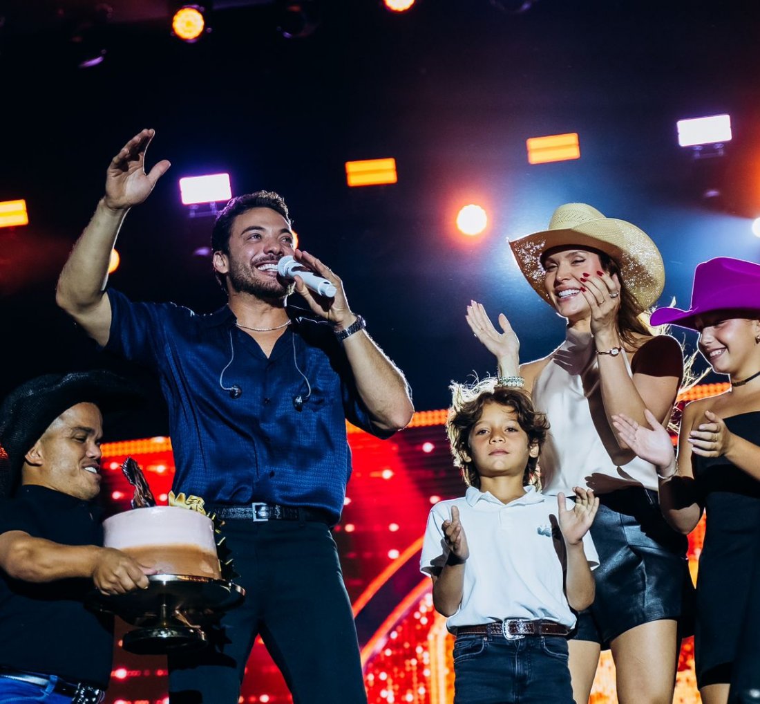 [Vaquejada de Serrinha encerra edição com parque lotado e aniversário de Wesley Safadão]