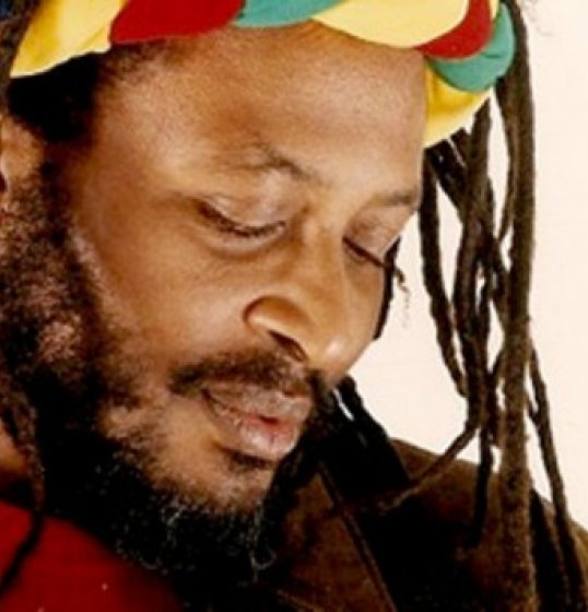República do Reggae traz Edson Gomes e libera terceiro lote promocional