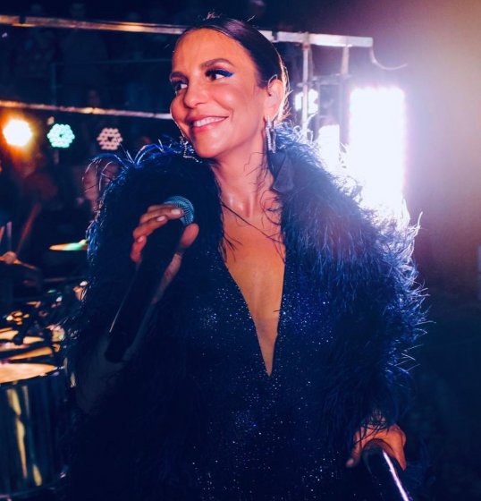 Ivete Sangalo manda suposta 'indireta' durante show Ivete Sangalo manda suposta 'indireta' durante show