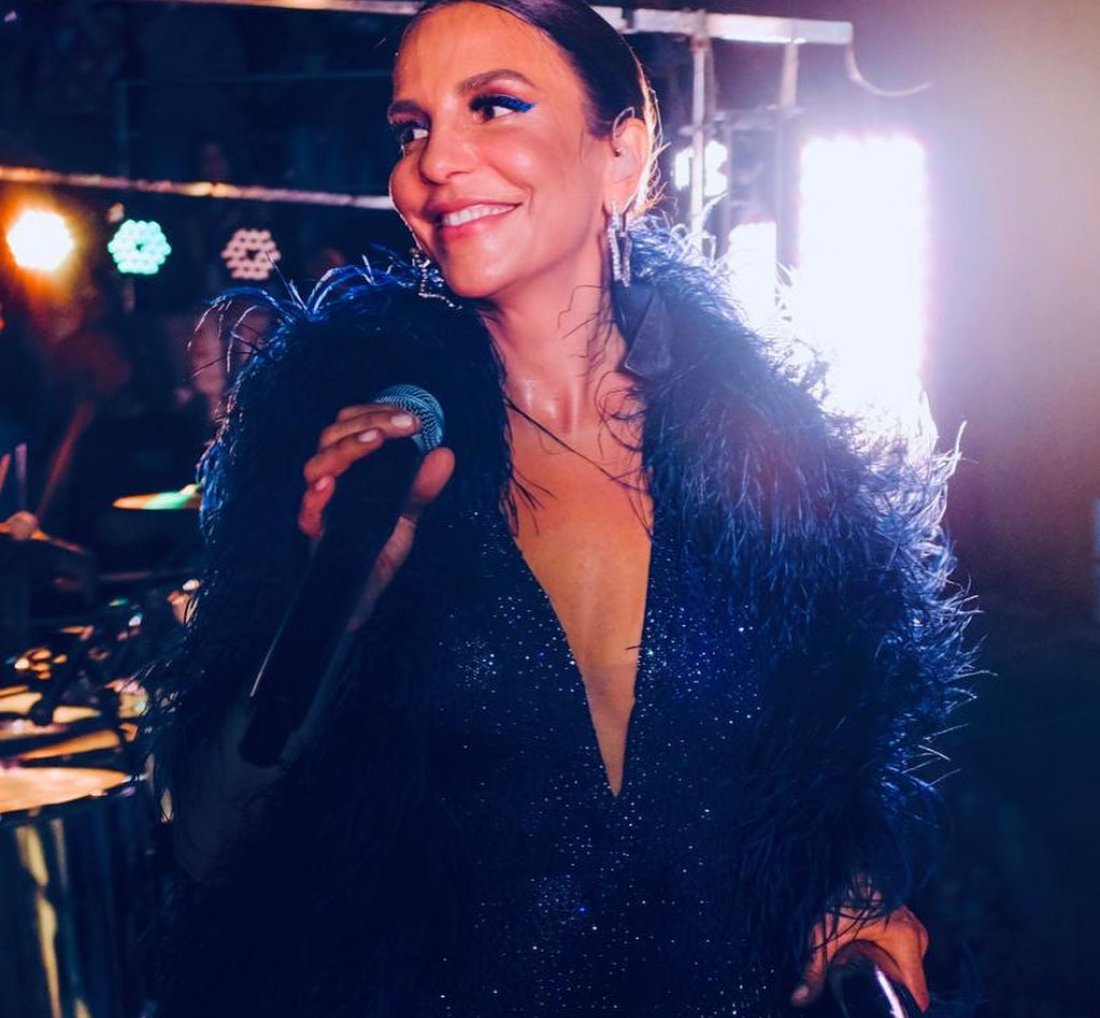 [Ivete Sangalo manda suposta 'indireta' durante show]