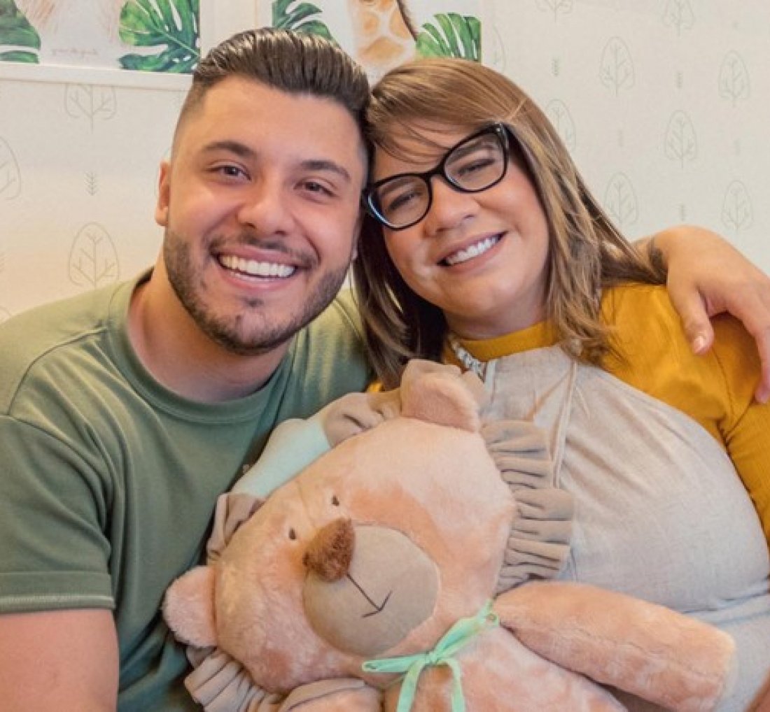[Marília Mendonça revela o quarto do bebê ]