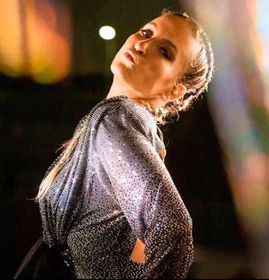 Claudia Leitte lança clipe da música 