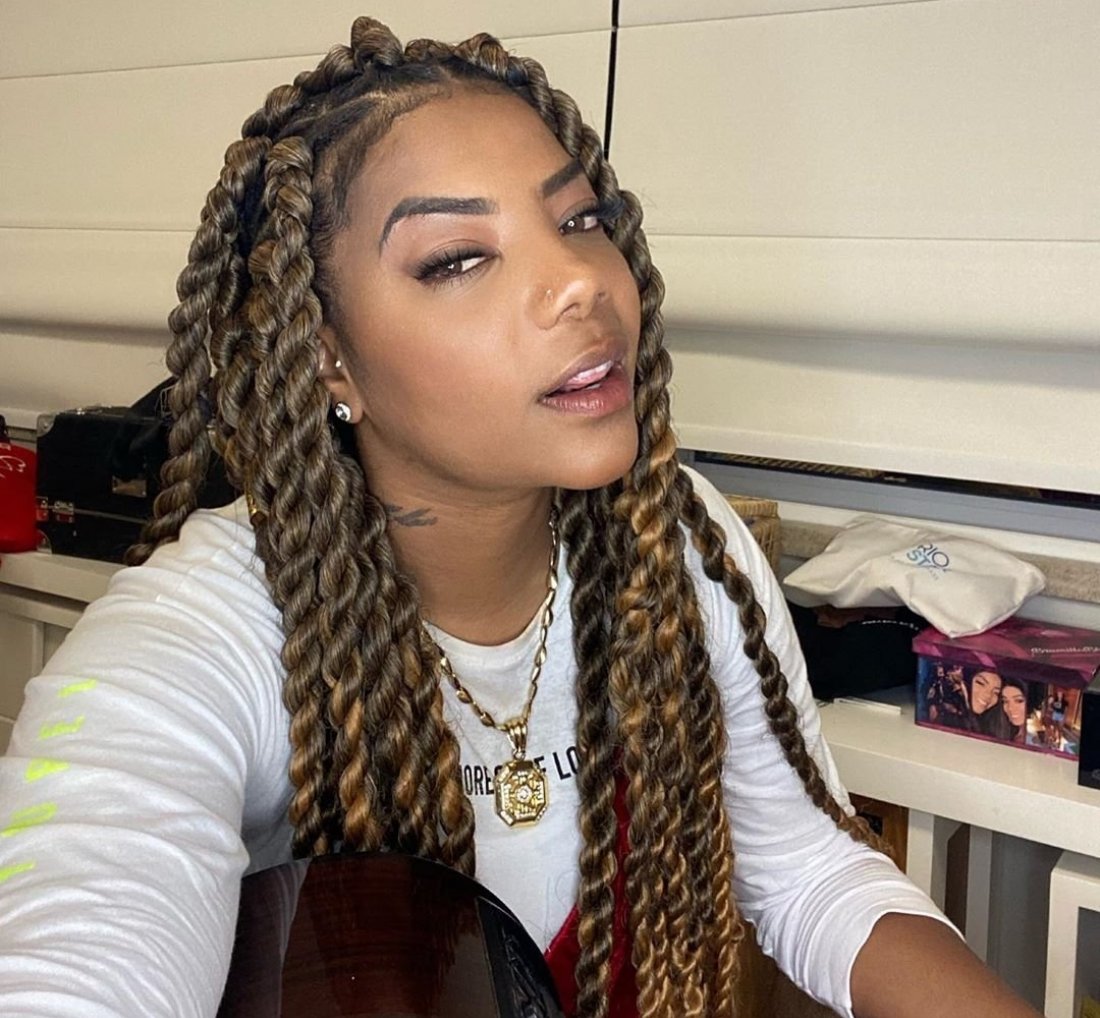 [Ludmilla quer carreira internacional em 2020]