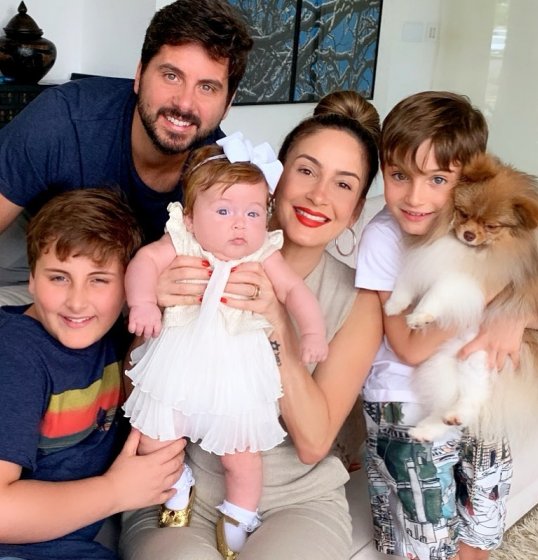 Claudia Leitte fala sobre maternidade e vida profissional: Claudia Leitte fala sobre maternidade e vida profissional: