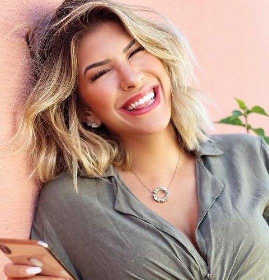 Lore Improta fará participação especial no show do Parangolé no FV20 Lore Improta fará participação especial no show do Parangolé no FV20