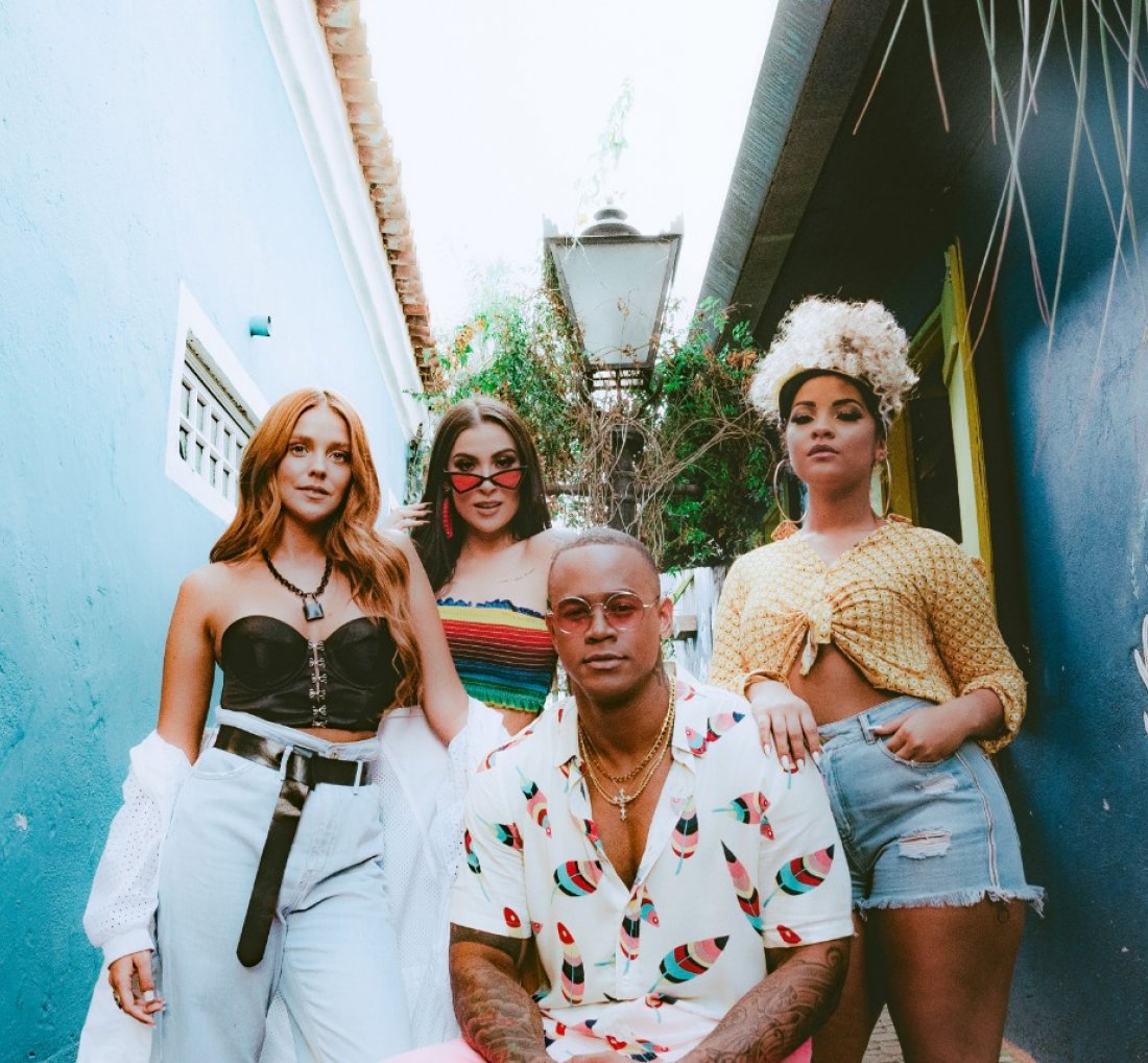[Léo Santana lança o clipe ‘Crush Blogueirinha’ Assista agora]