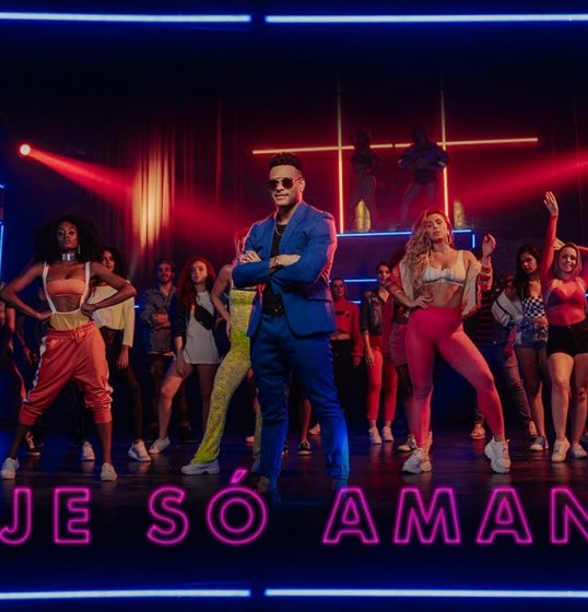 Parangolé lança clipe novo: Parangolé lança clipe novo: