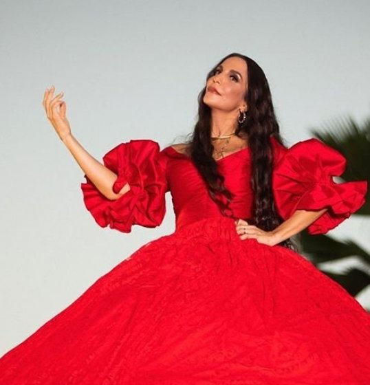 Ivete Sangalo lança clipe novo: Ivete Sangalo lança clipe novo: