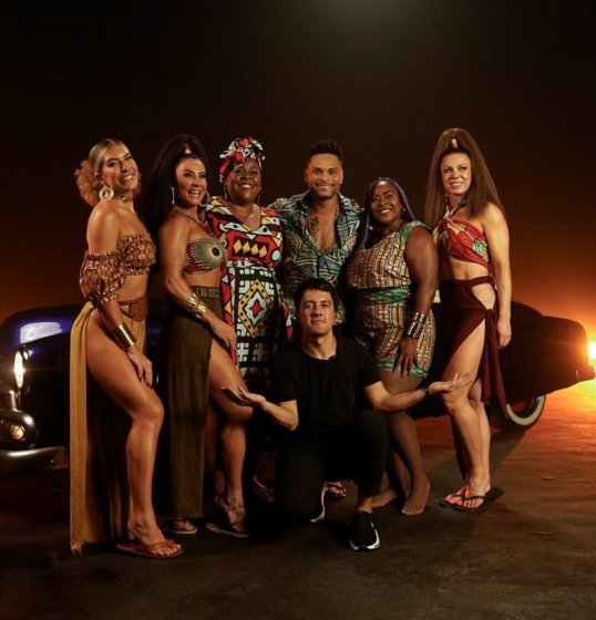 Parangolé lança clipe da música Parangolé lança clipe da música