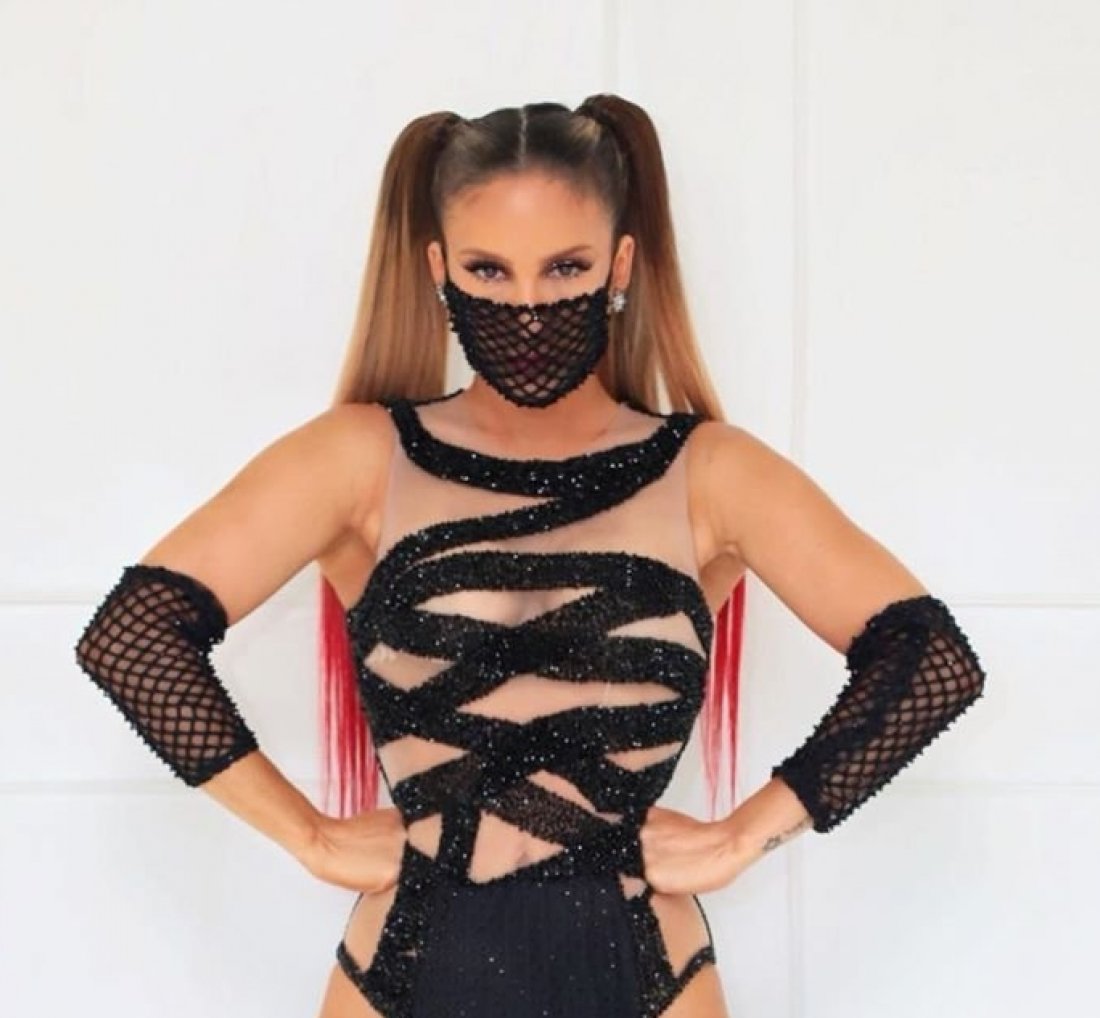 [Claudia Leitte em dose dupla no Carnaval de 2021]
