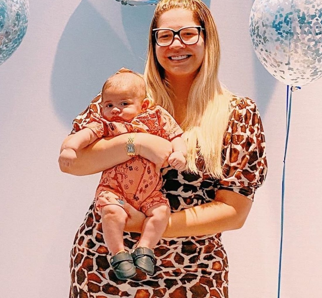 [Marília Mendonça posta foto fofa com o filho]