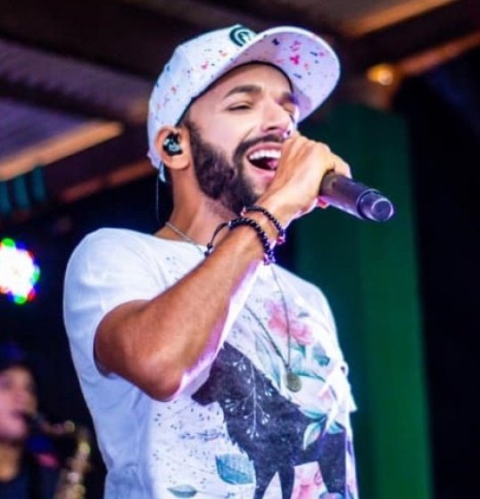 Unha Pintada marca sua nova live para domingo, 05 de abril Unha Pintada marca sua nova live para domingo, 05 de abril