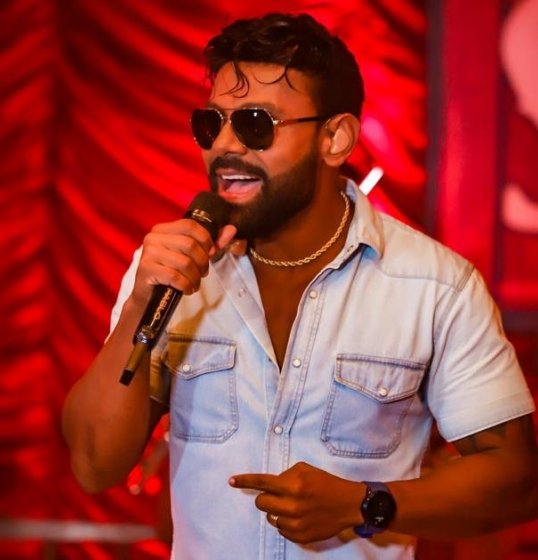 SALOON DO PIDA! Entrevista exclusiva com Pablo SALOON DO PIDA! Entrevista exclusiva com Pablo