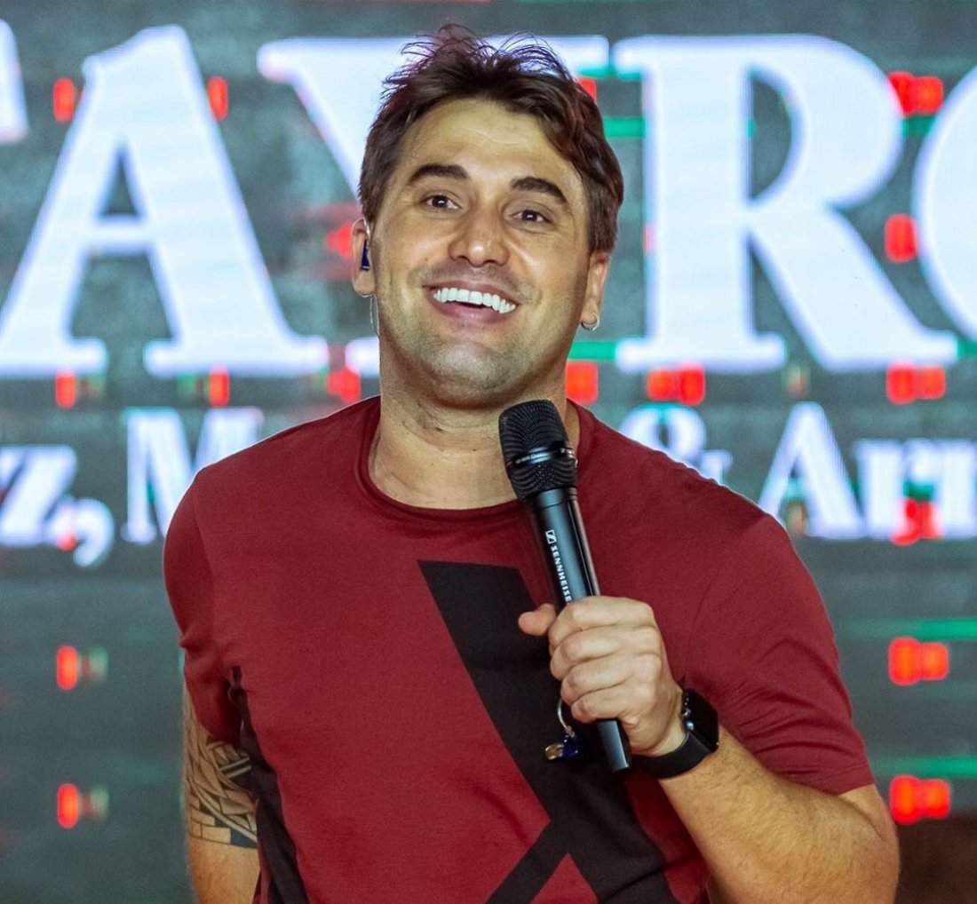 Tayrone divulga pequeno teaser do clipe de [Tayrone divulga pequeno teaser do clipe de