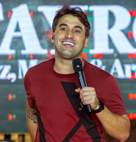 Tayrone divulga pequeno teaser do clipe de Tayrone divulga pequeno teaser do clipe de