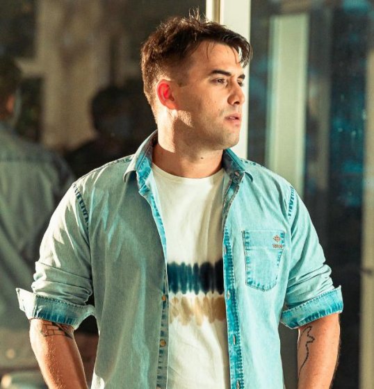 Lançamento! Tayrone divulga clipe da música Lançamento! Tayrone divulga clipe da música