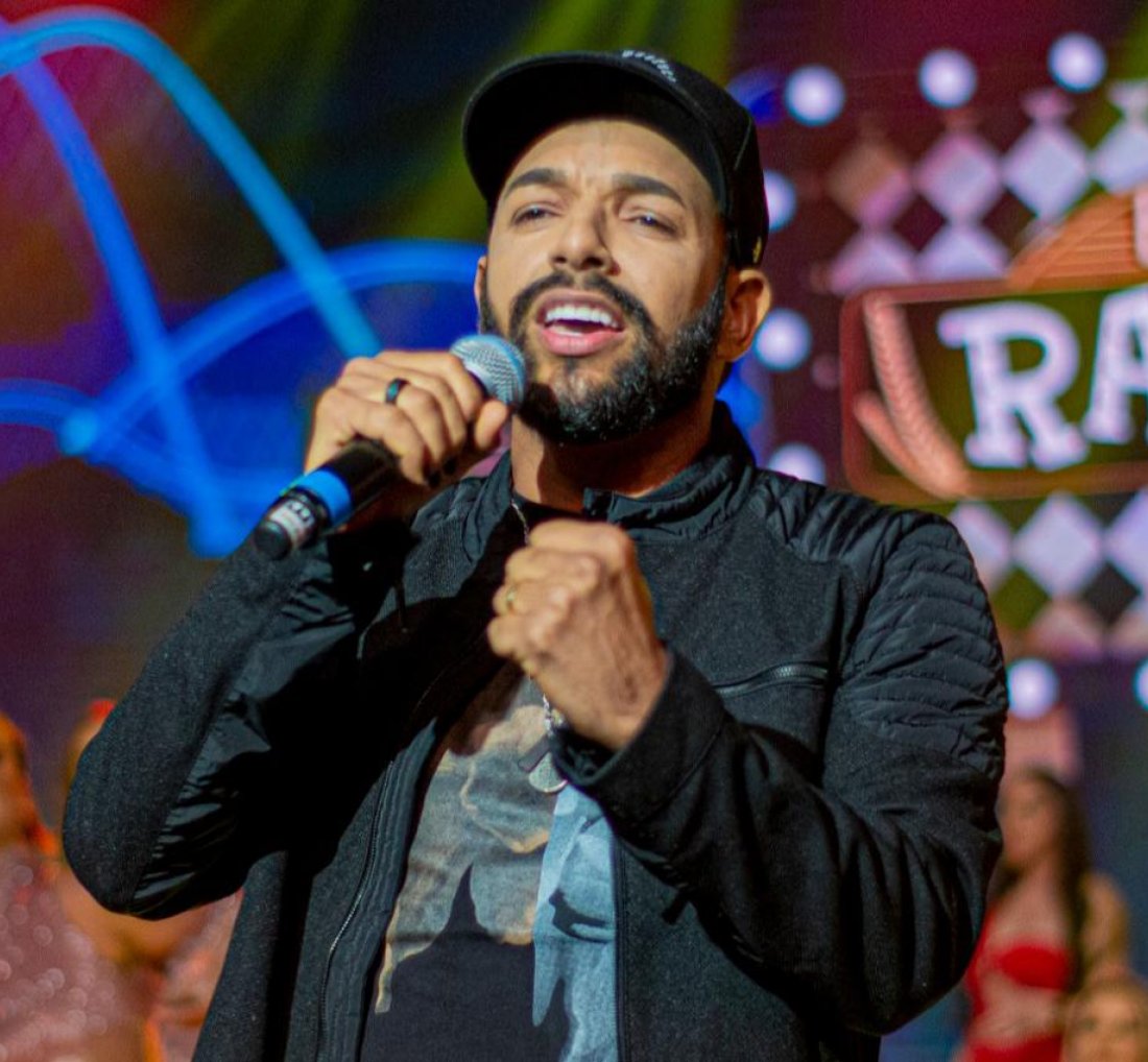 [Novo CD de Unha Pintada ultrapassa 1,6 milhão de plays]