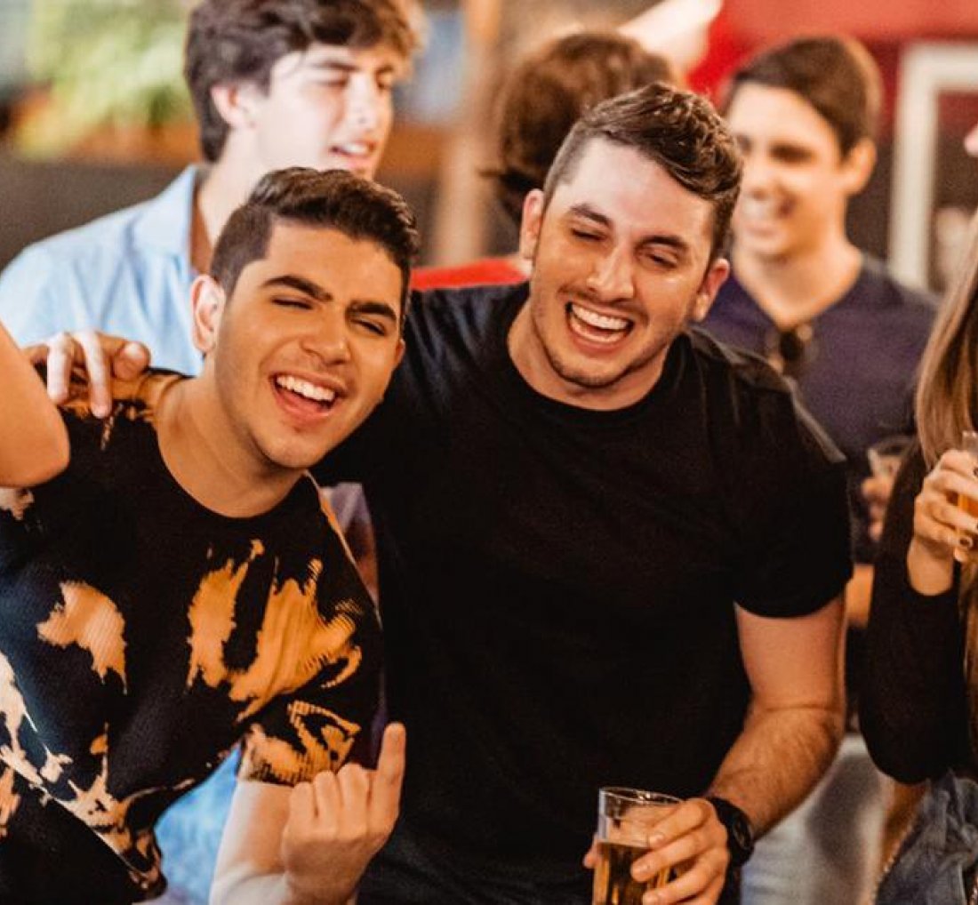 [Aposta de Wesley Safadão, Lipe Lucena Lança hit com Jonas Esticado]