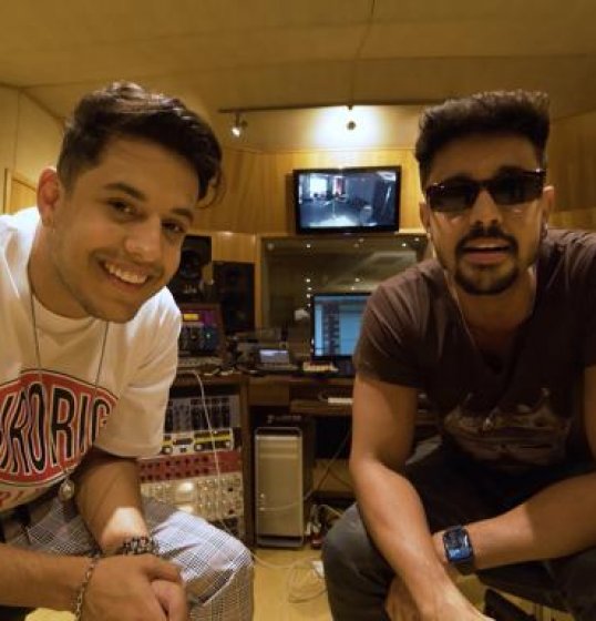 No ar! Lincoln e Kevi Jonny lançam clipe de “Direct Lotado” No ar! Lincoln e Kevi Jonny lançam clipe de “Direct Lotado”