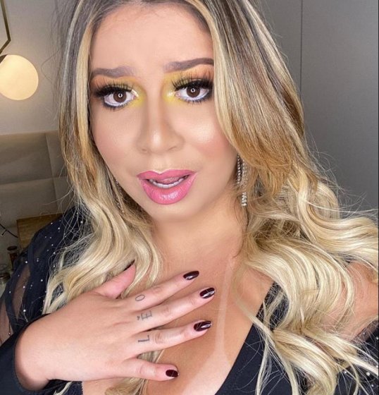 Chocada! Marília Mendonça tem cartão de crédito clonado Chocada! Marília Mendonça tem cartão de crédito clonado