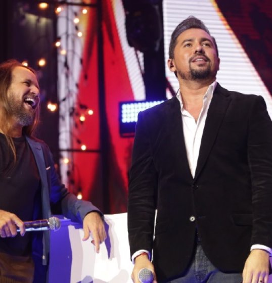 Dorgival Dantas divulga vídeo do DVD com participação de Xand Avião Dorgival Dantas divulga vídeo do DVD com participação de Xand Avião