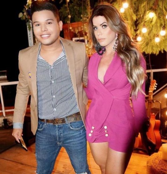 Tierry está passando por momentos delicados no relacionamento com Lorena Alves Tierry está passando por momentos delicados no relacionamento com Lorena Alves