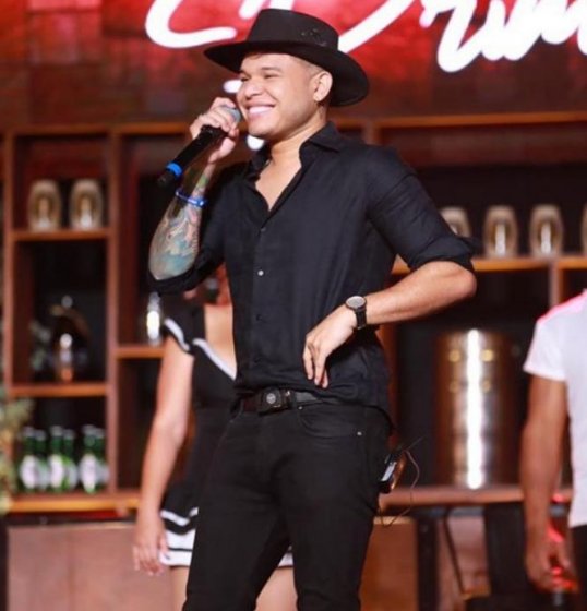 DVD Tierry: Primeira faixa lançada ultrapassa 3 MILHÕES de views! DVD Tierry: Primeira faixa lançada ultrapassa 3 MILHÕES de views!