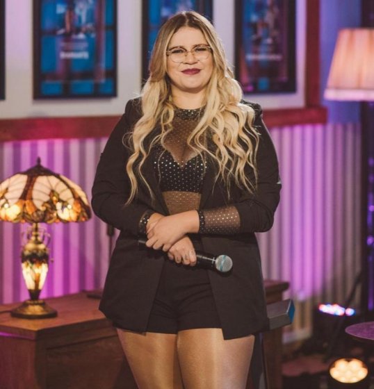 Marília Mendonça posta tweets defendendo a privacidade dos famosos Marília Mendonça posta tweets defendendo a privacidade dos famosos