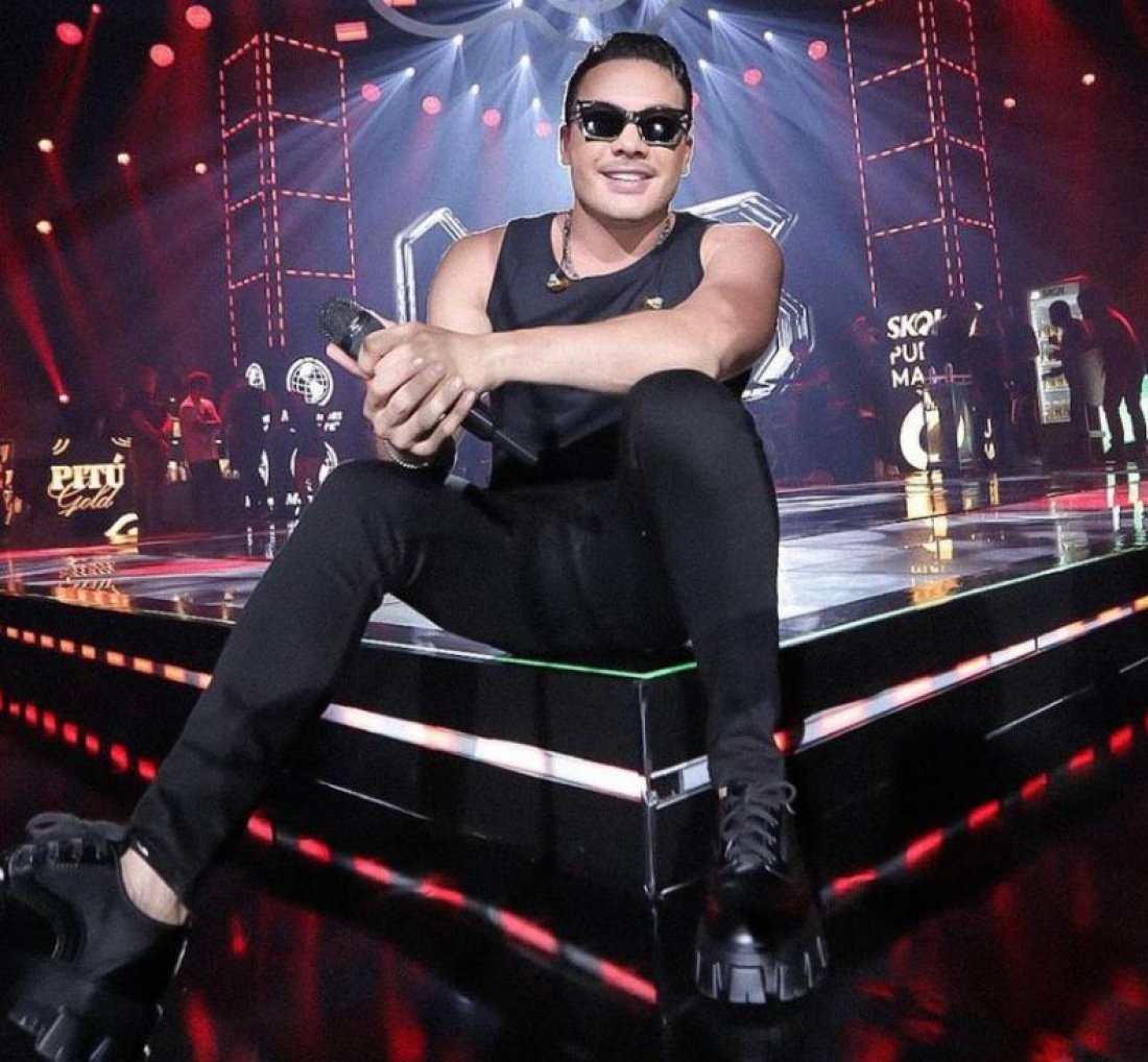 Wesley Safadão faz questionamento em live: [Wesley Safadão faz questionamento em live: