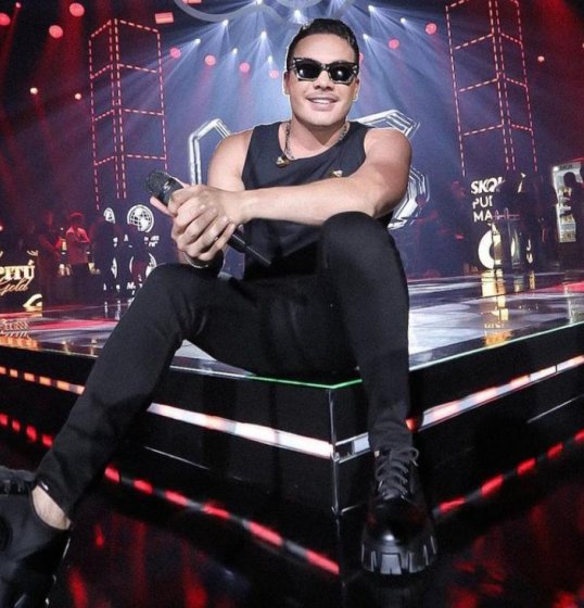 Wesley Safadão faz questionamento em live: Wesley Safadão faz questionamento em live: