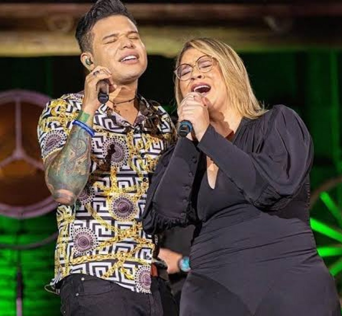 [Lançamentos! Tierry divulga música com Marília Mendonça e EP do DVD “Acertou na Mosca”]