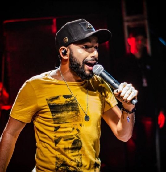 Hit de Unha Pintada ultrapassa 2 milhões de streams no Spotify Hit de Unha Pintada ultrapassa 2 milhões de streams no Spotify