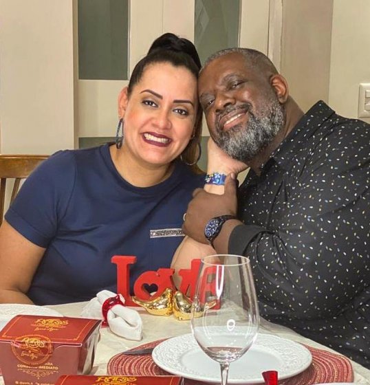 Péricles e esposa testam positivo para Covid-19 Péricles e esposa testam positivo para Covid-19