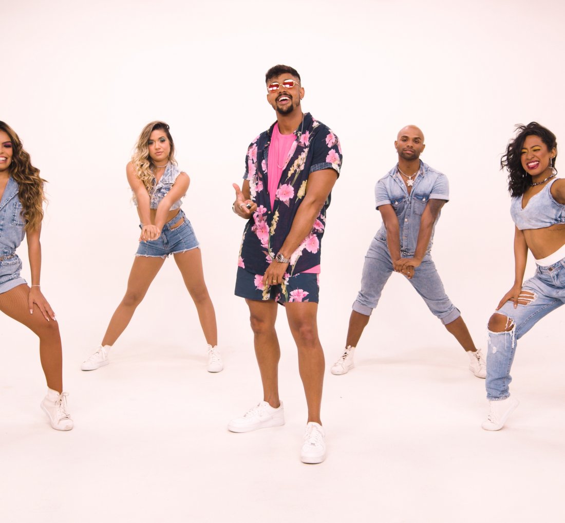 [Novidade! Lincoln lança o clip dance: “Passinho Descaradin”]