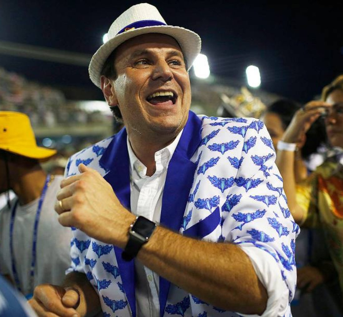 [O prefeito do Rio de janeiro Eduardo Paes fala sobre Carnaval em Julho: 