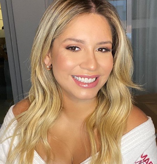 Marília Mendonça fala sobre saudade dos palcos: Marília Mendonça fala sobre saudade dos palcos: