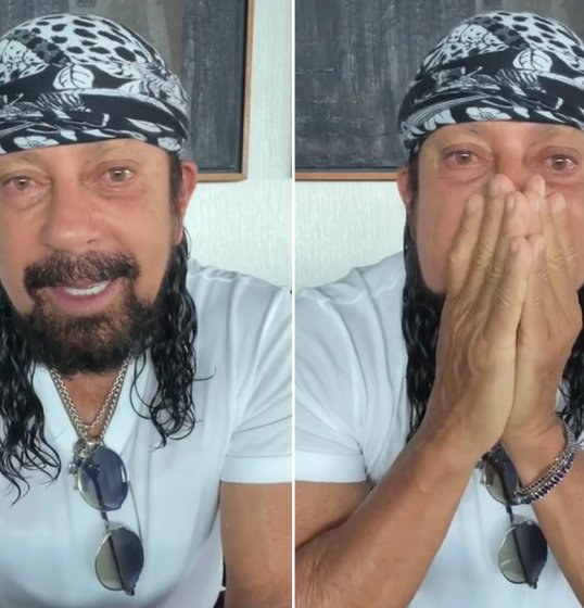 Bell Marques chora ao falar do carnaval. Bell Marques chora ao falar do carnaval.