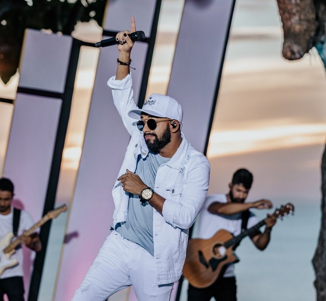 [MEIO BILHÃO: Unha Pintada celebra aquecimento em plataformas musicais]
