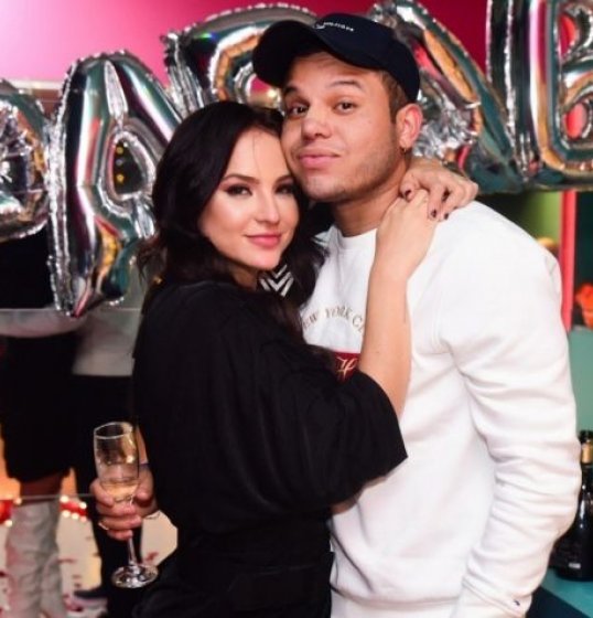 ACABOU! Tierry explica fim de namoro com Gabi Martins após 7 meses ACABOU! Tierry explica fim de namoro com Gabi Martins após 7 meses