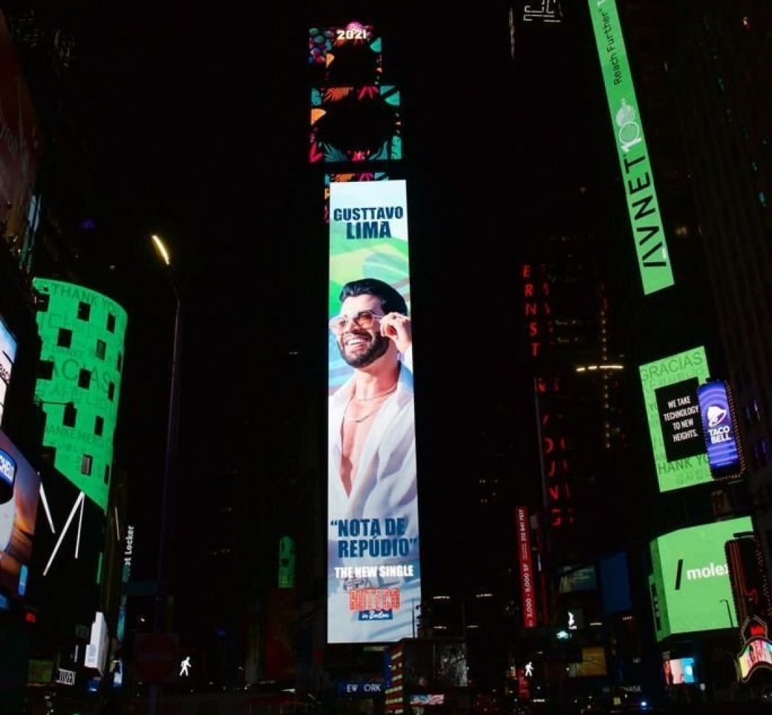 [Nova música de Gusttavo Lima ganha destaque na Times Square em Nova Iorque]