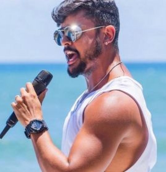 Em primeira mão, Lincoln mostra nova abertura do show nas redes sociais Em primeira mão, Lincoln mostra nova abertura do show nas redes sociais