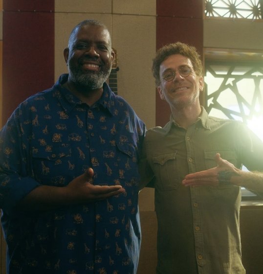 Péricles faz releitura do sucesso Péricles faz releitura do sucesso