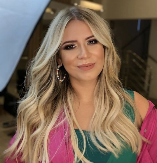 Aprovada Lei Marília Mendonça que obriga a sinalização de energia elétrica. Aprovada Lei Marília Mendonça que obriga a sinalização de energia elétrica.