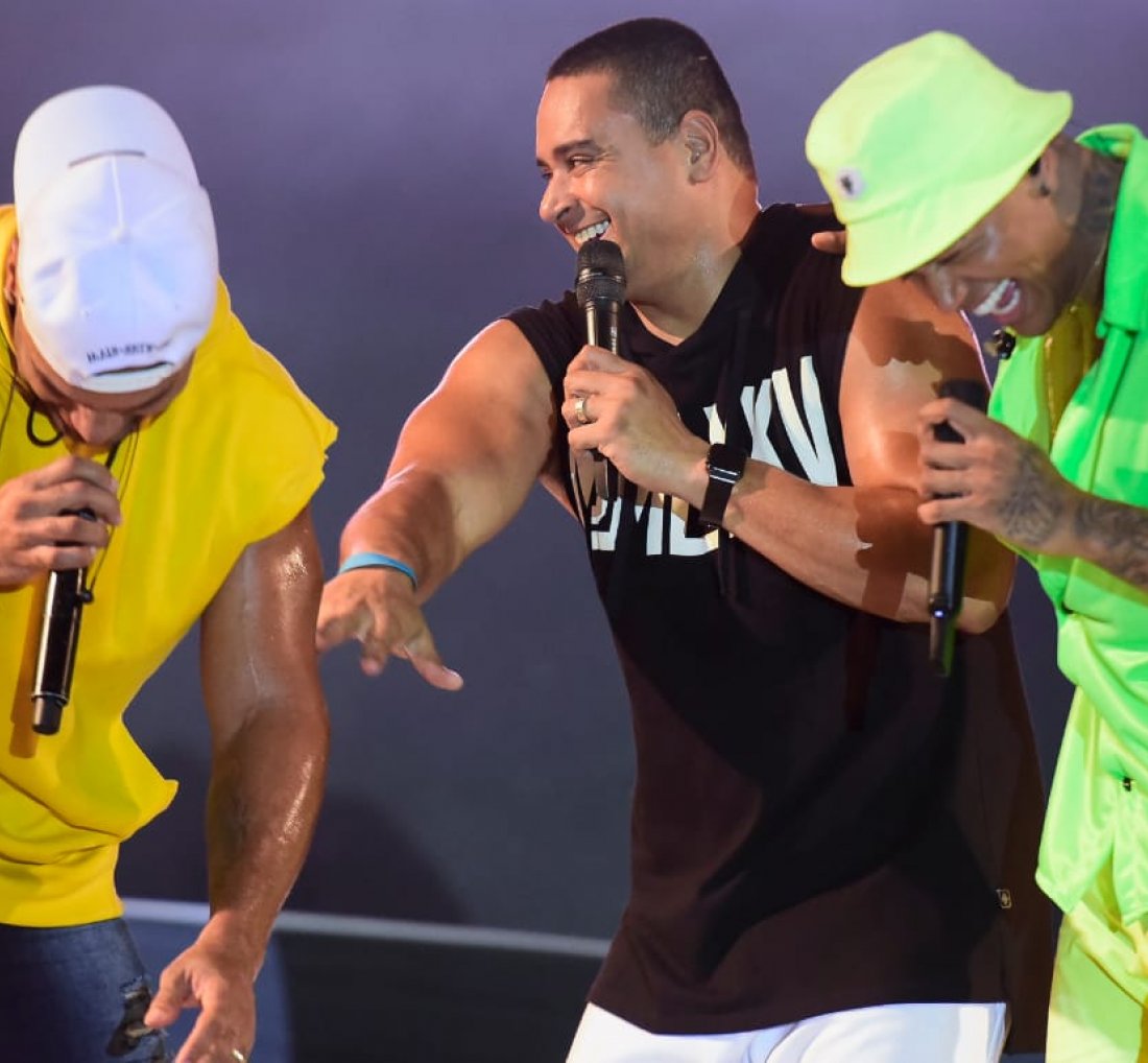 [Harmonia, Parangolé e Léo Santana na última ‘Melhor Segunda-Feira do Mundo]