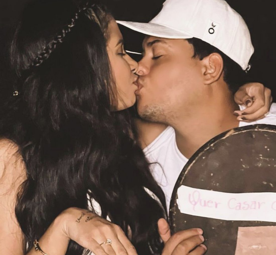 Thiago Aquino e Thayná Santiago ficam noivos: [Thiago Aquino e Thayná Santiago ficam noivos: