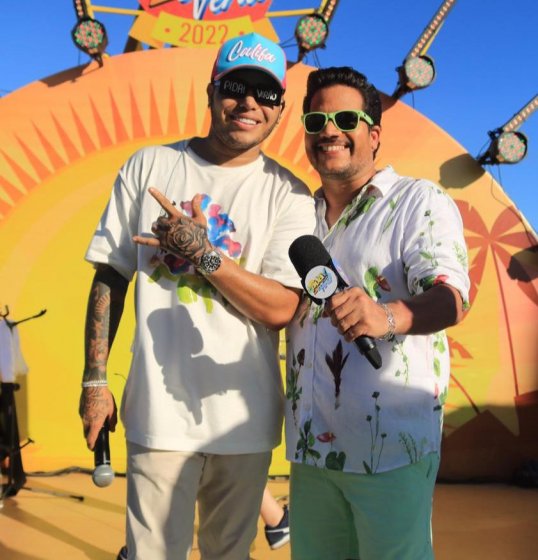 Exclusiva! Tierry anuncia gravação de DVD com a participação de Luan Santana e Wesley Safadão Exclusiva! Tierry anuncia gravação de DVD com a participação de Luan Santana e Wesley Safadão