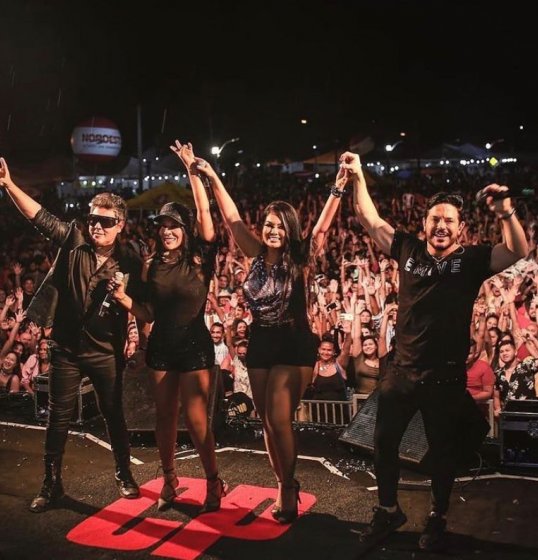 Calcinha Preta anuncia adiamento da agenda de shows Calcinha Preta anuncia adiamento da agenda de shows