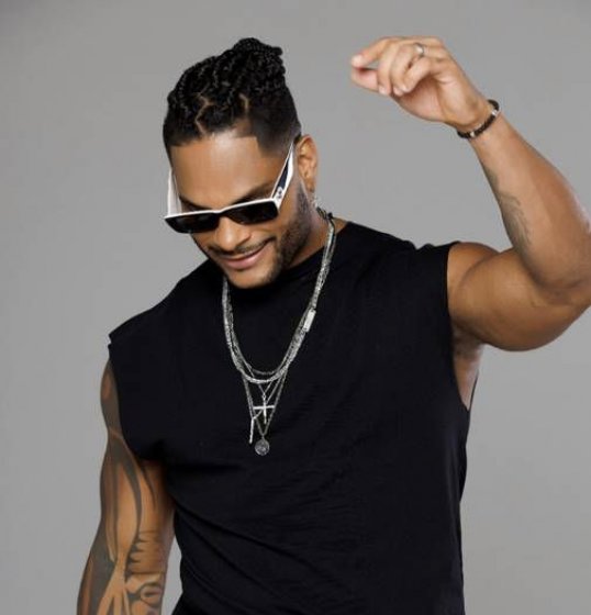 Parangolé lança “Aquele Amor Gostoso” nas rádios Parangolé lança “Aquele Amor Gostoso” nas rádios