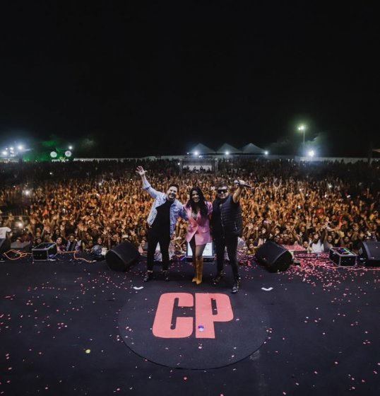 Calcinha Preta emociona em primeiro show na capital baiana após partida de Paulinha Abelha Calcinha Preta emociona em primeiro show na capital baiana após partida de Paulinha Abelha